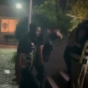 motosiklet uzerinde teshircilige gozalti i9AiI1wM