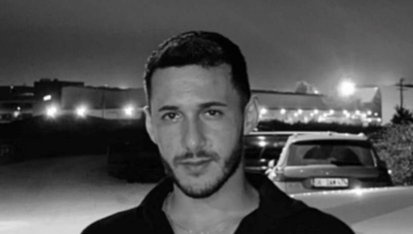 otomobille carpisan motosikletin surucusu oldu 1WfwudOs