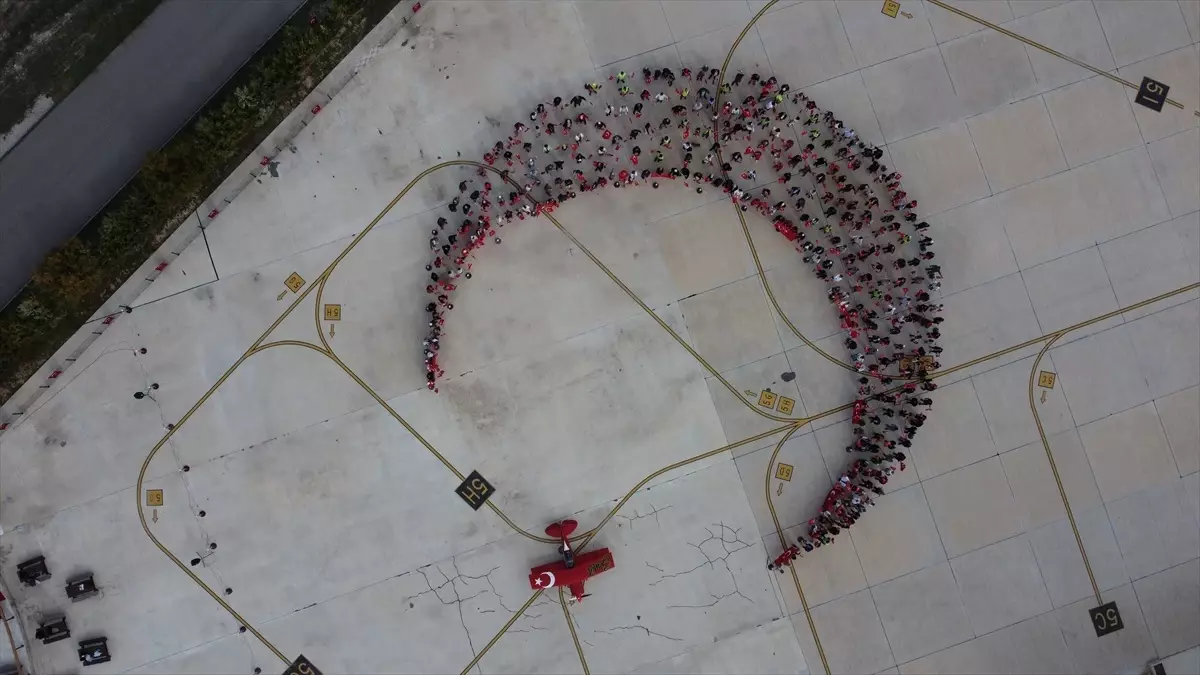 sivrihisarda cumhuriyet coskusu Sn31CyPi.jpg