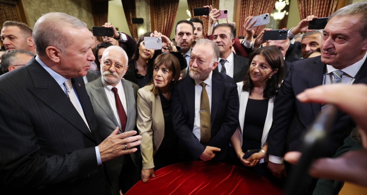 sokaktaki dem secmeninden vekillere soguk dus O3lTAyuJ