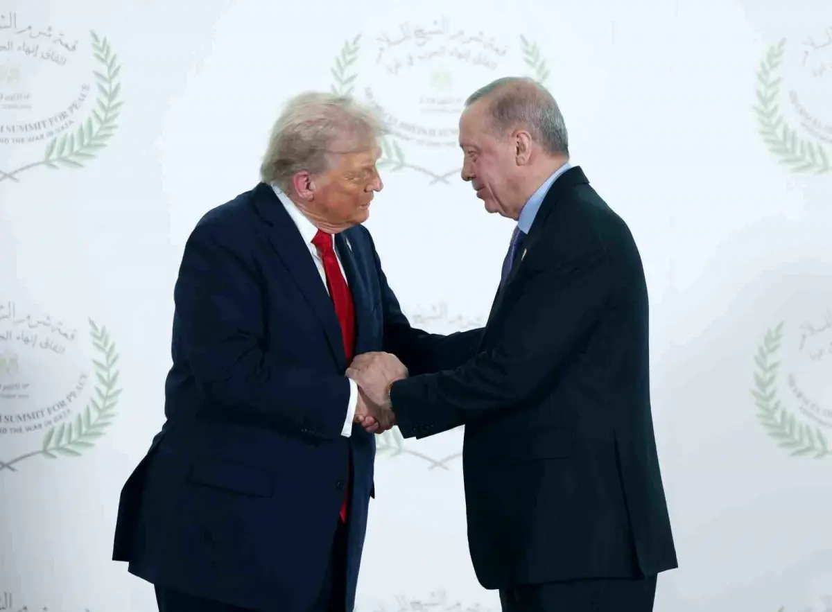 trump gazze baris zirvesinde liderlerle bir araya geldi brhNKzyX.jpg