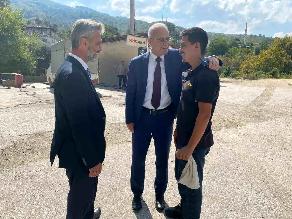 zekeriya arslanturk yigilcada spor tesislerini inceledi LSHPu9Gx