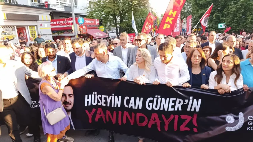 Gozaltina alinan cankaya belediye baskani gunere destek yuruyusu ozgur ozel partimizin evladina sahip cikmaya TnGJSZqc
