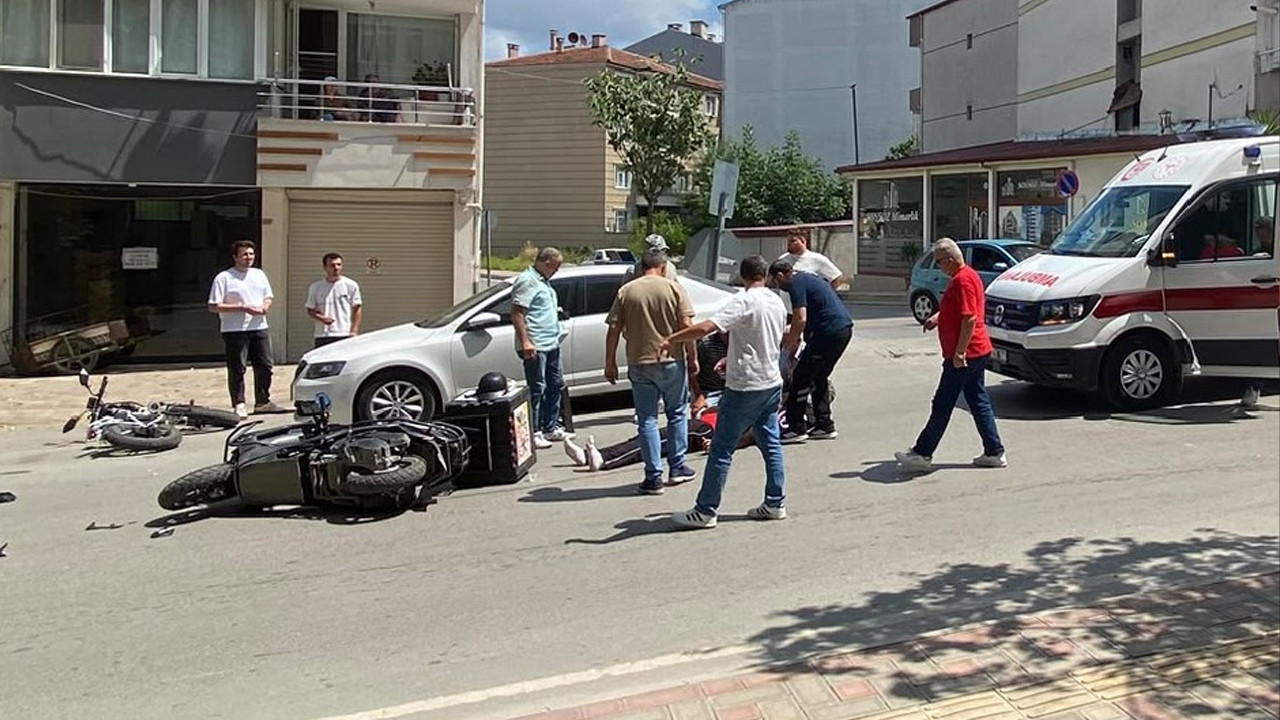Samsun’da motosiklet ile elektrikli bisiklet kaza yaptı: 2 yaralı